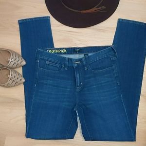 J Crew Dark Wash Skinny Toothpick Jeans 27